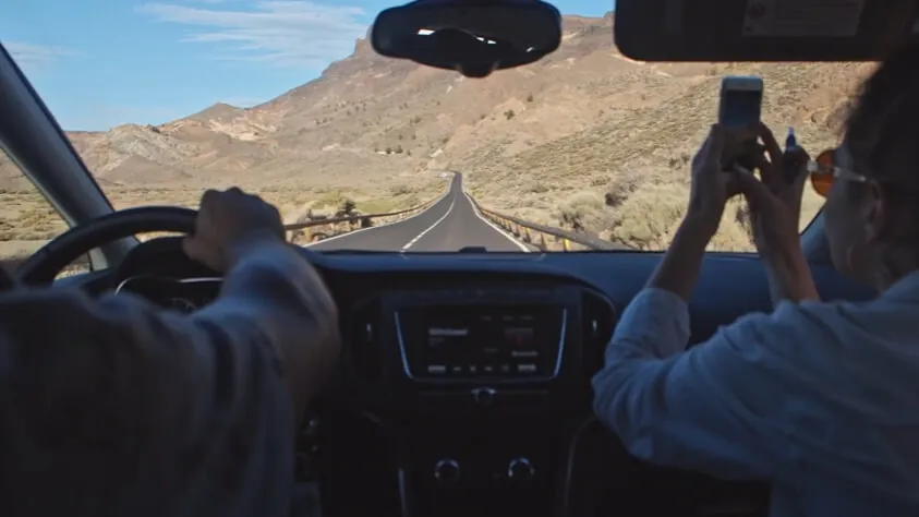 Capturing scenic views along the highway